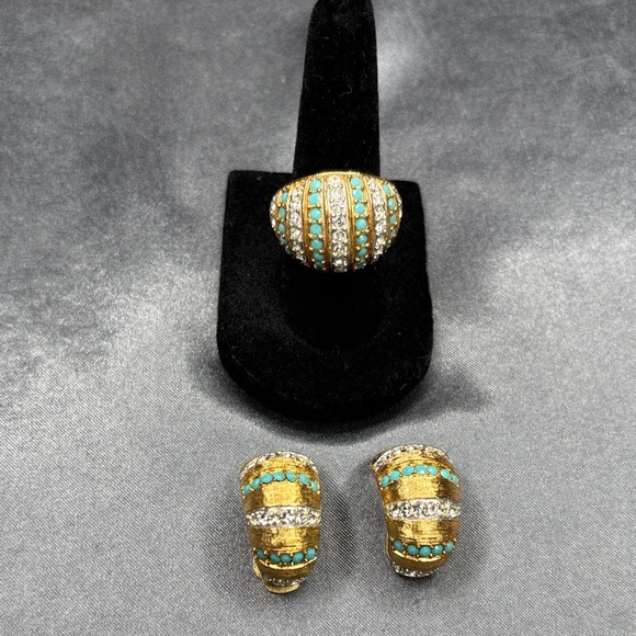 Kenneth Jay Lane Gold and Turquoise Ring Set - Picture 1 of 6